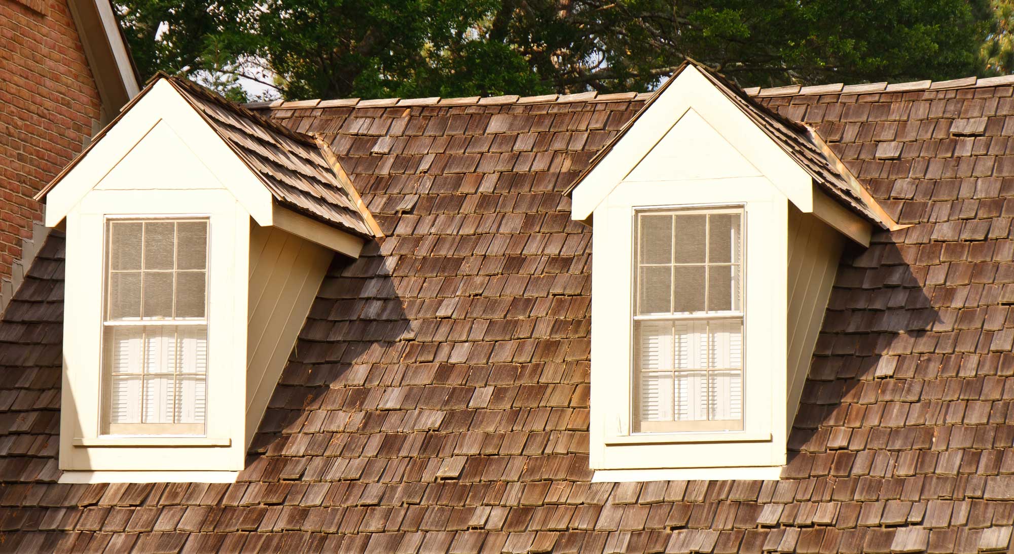 How Much Will I Pay for a New Cedar Roof in Houston?